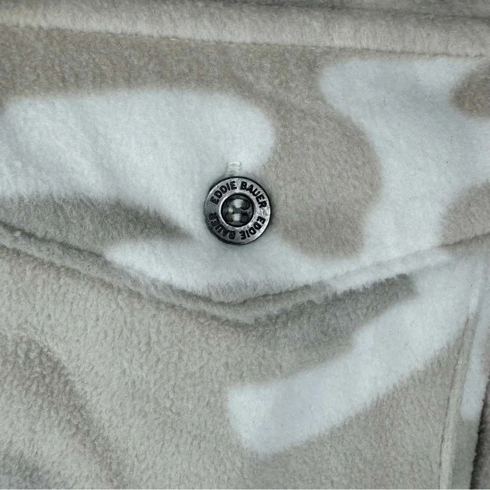 Eddie Bauer Venture Fleece Shacket in Camo